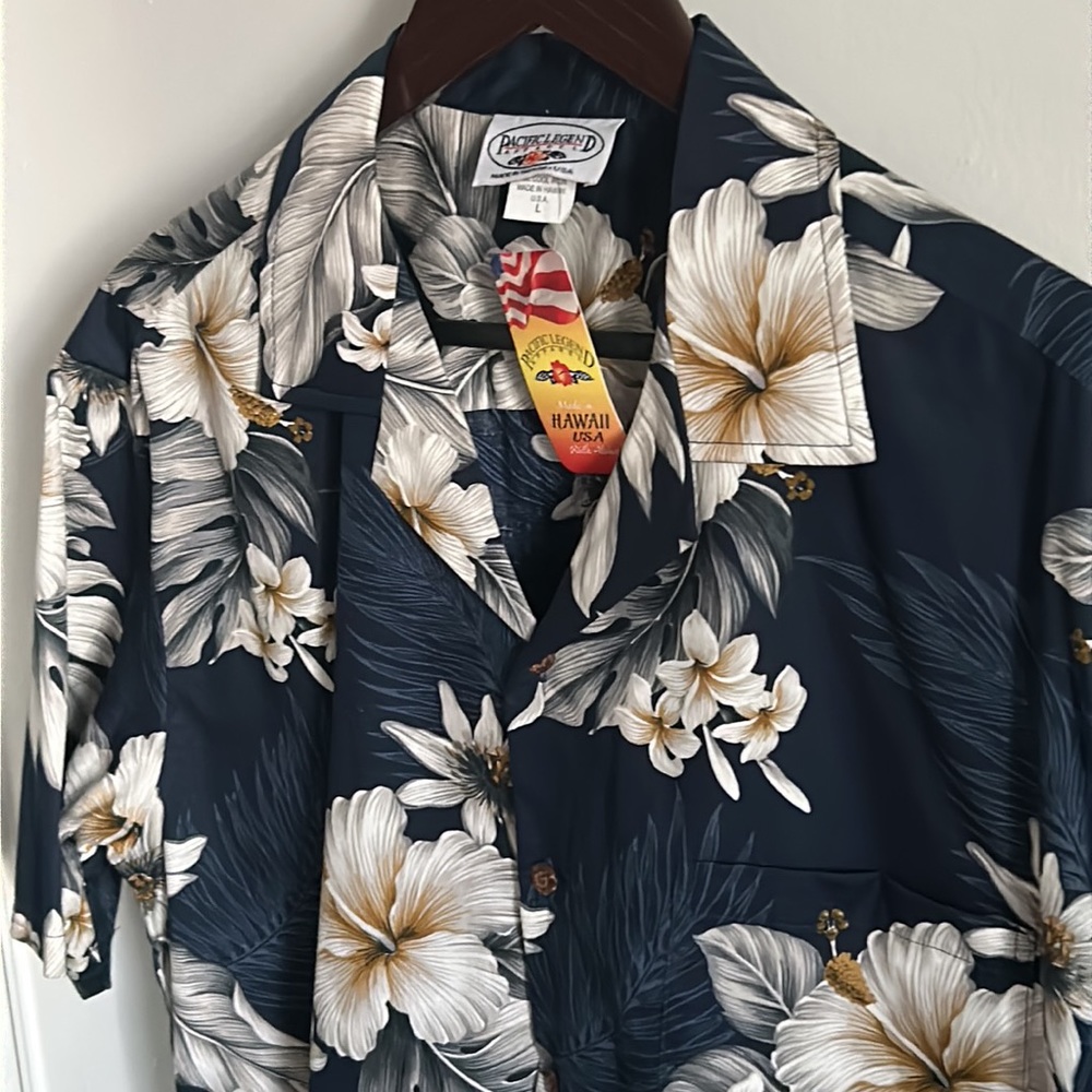 New Pacific Legend Apparel Men’s Short Sleeve Hawaiian Print Button Down Shirt